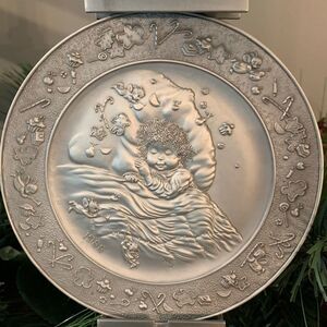 Vintage 1988 visions of sugarplums Pewter plate